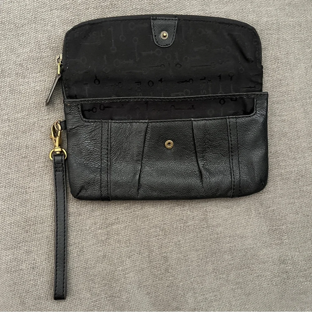 Vintage Fossil Black Emory Leather Fold Over Wristlet Wallet